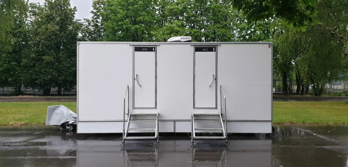 Аренда мобильных туалетных модулей на колесиках в Щёлково